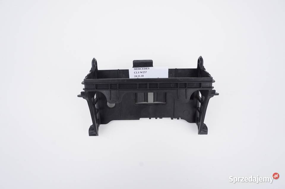 MERCEDES CLS W257 RAMKA PLASTIK MOCOWANIE Nowy Tomyśl