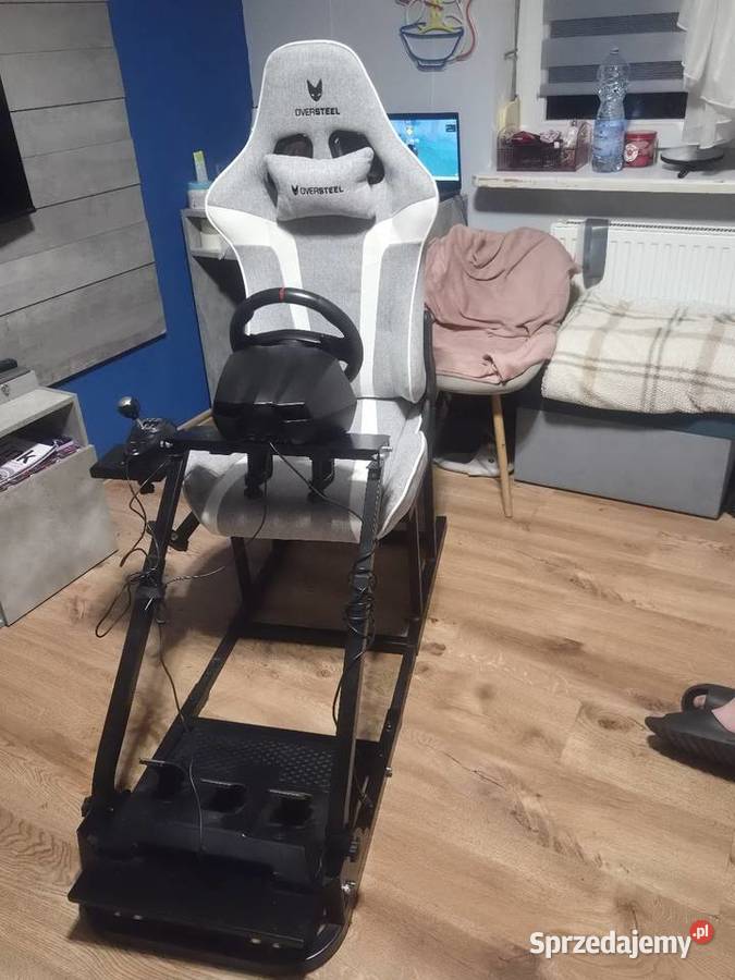 Fotel gamingowy Oversteel kierownica cockpit