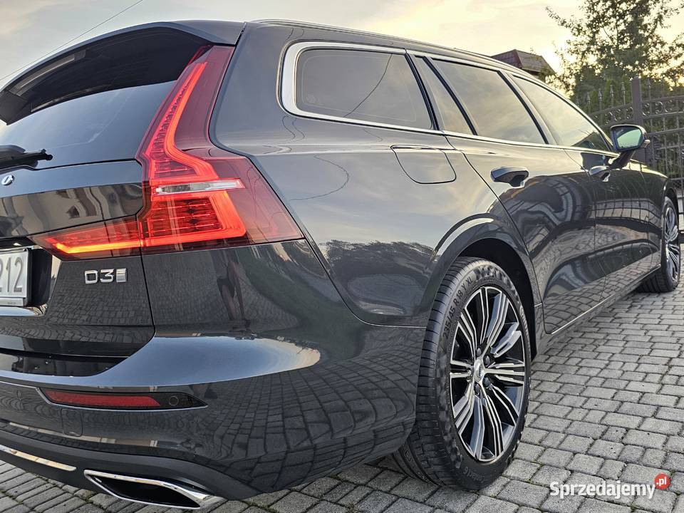 Diesel Navi FullLed Asystent ACC PDC Alu Skóra Volvo Tulce