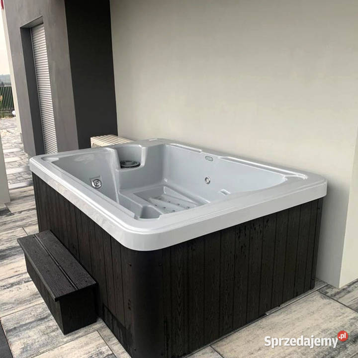 JACUZZI OGRODOWE SLIM 3 osobowe w zabudowie
