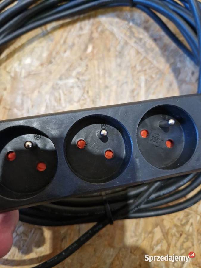 Przedłużacz potrójny z uziemieniem 9 metrów Głogowa