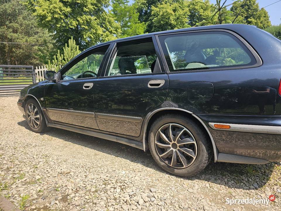 Volvo v40 benzyna gaz lpg hak łódzkie Chotynin sprzedam