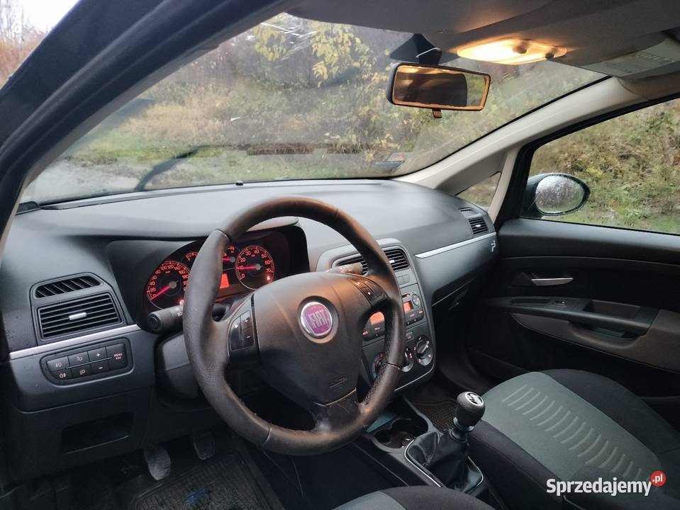Grande Punto 14 benzyna Rok produkcji 2008 Bielsko-Biała