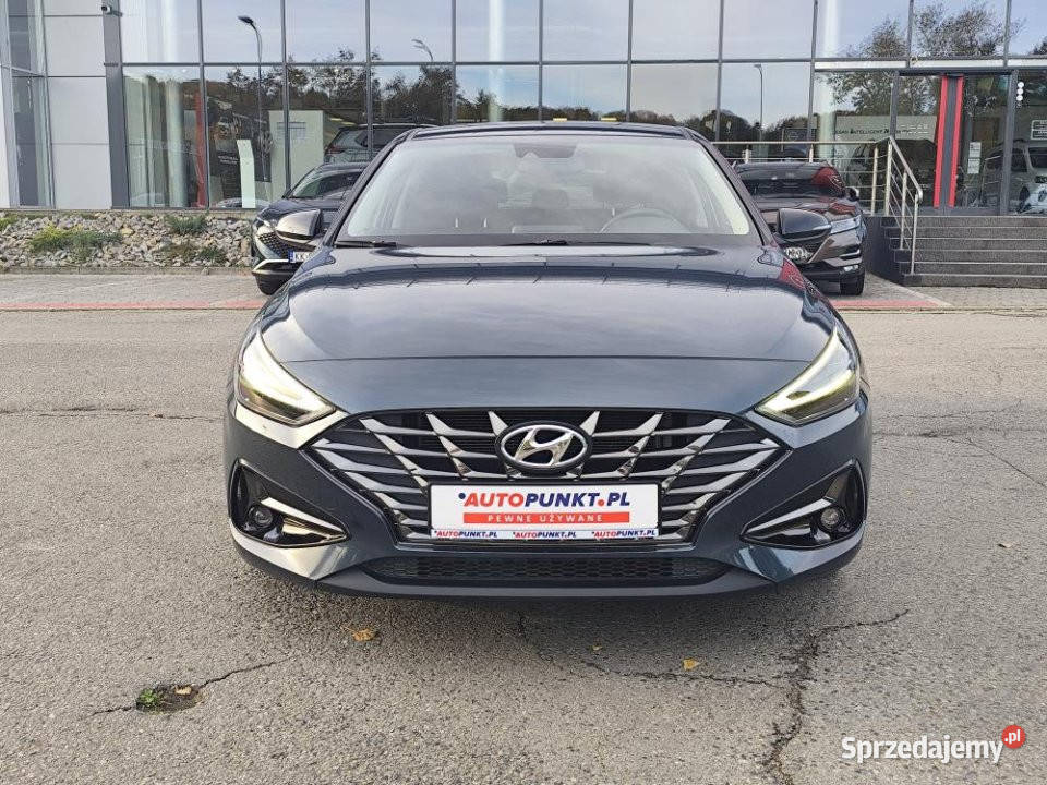 HYUNDAI i30 2024r salon kamera asystenci LED automatyczna