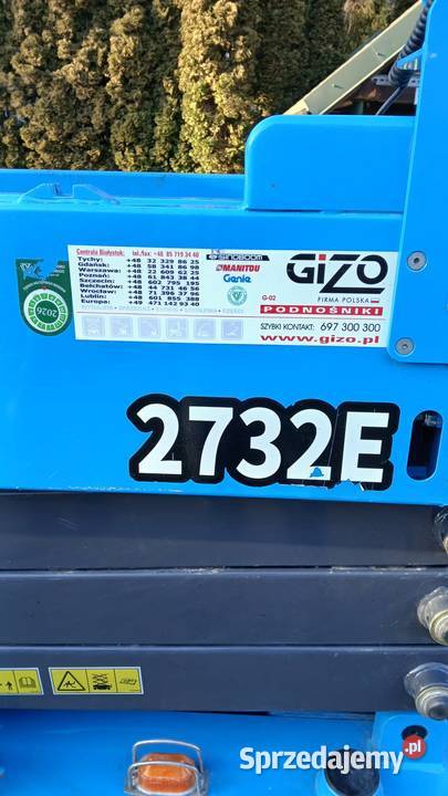 Elektryczny samojezdny podnośnik nożycowy