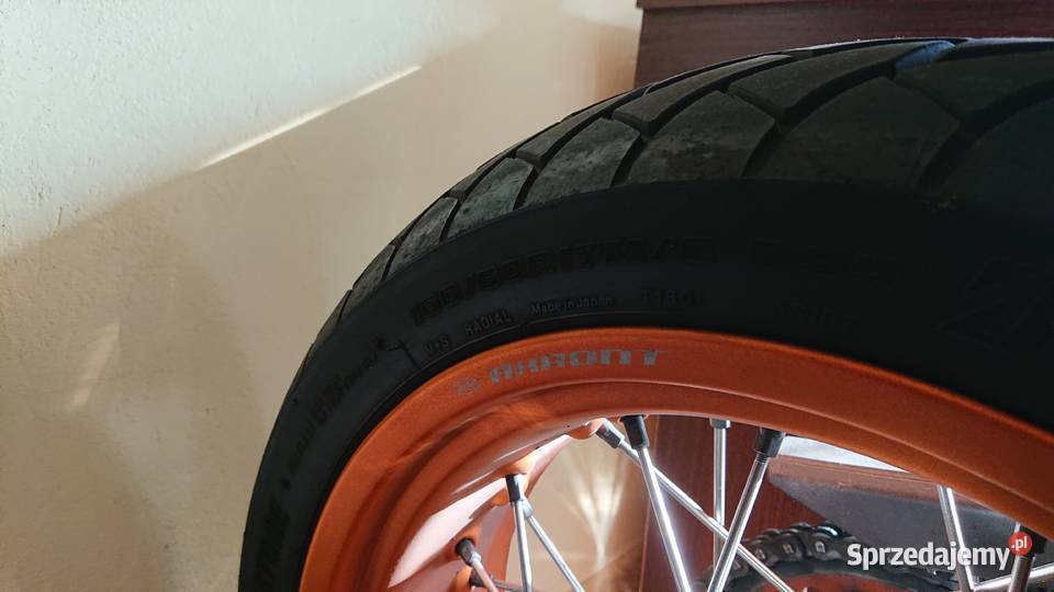 Opona Bridgestone Battlax 16060 R17 MC