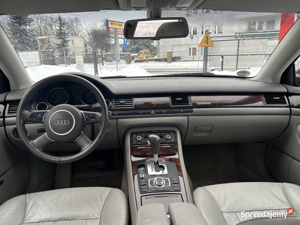 Audi A8 D337 Lubartów