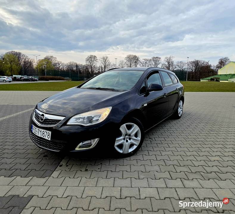 Opel Astra J 14 LPG benzyna+LPG sprzedam