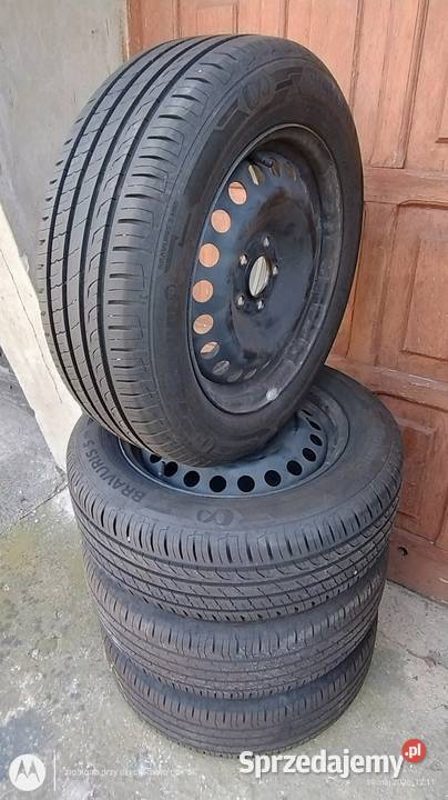 Koła R16 do Forda opony 20560R16 4