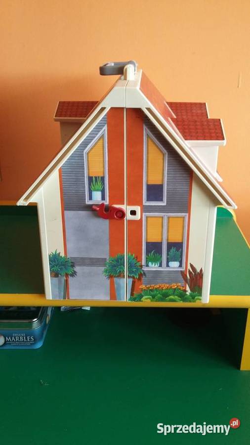 Playmobil przenośny domek lalek bez wyposażenia 4 lata+ Strzyżewice
