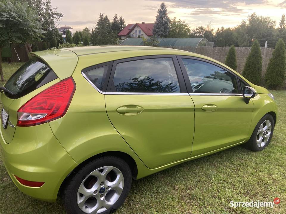 Piękny Ford fiesta benzyna Motoryzacja Ostrowiec Świętokrzyski