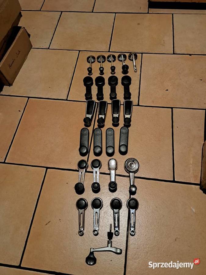 Boczek drzwi prawy Fiat 126p EL Leszno