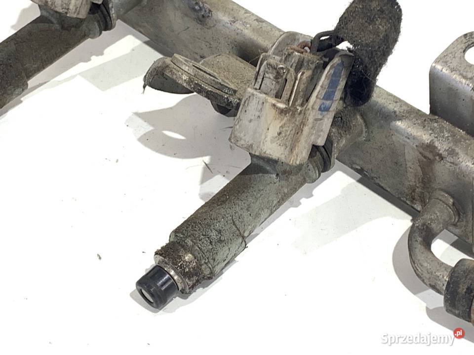 LISTWA WTRYSKOWA SUZUKI SWIFT III 2975000540 13 osobowe sprzedam