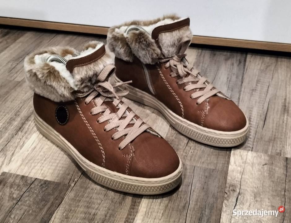 Buty Botki ocieplane Rieker 38 dolnośląskie