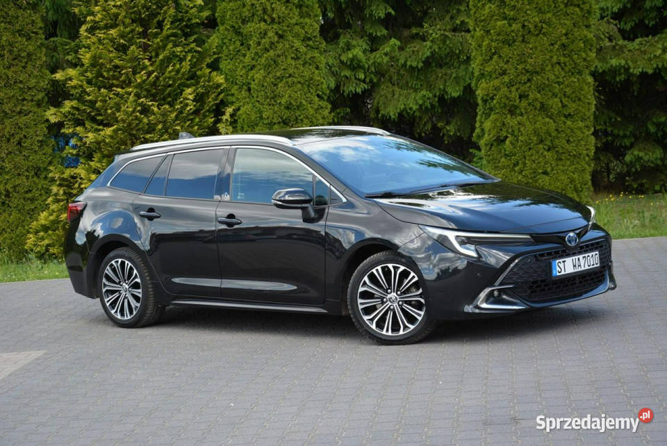 Toyota Corolla Lift FullLed RadarAcc BLIS AsPasa autoalarm Ostrów Mazowiecka