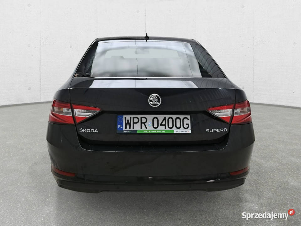 koda Superb III 20152023 Sedan / Limuzyna Komorniki