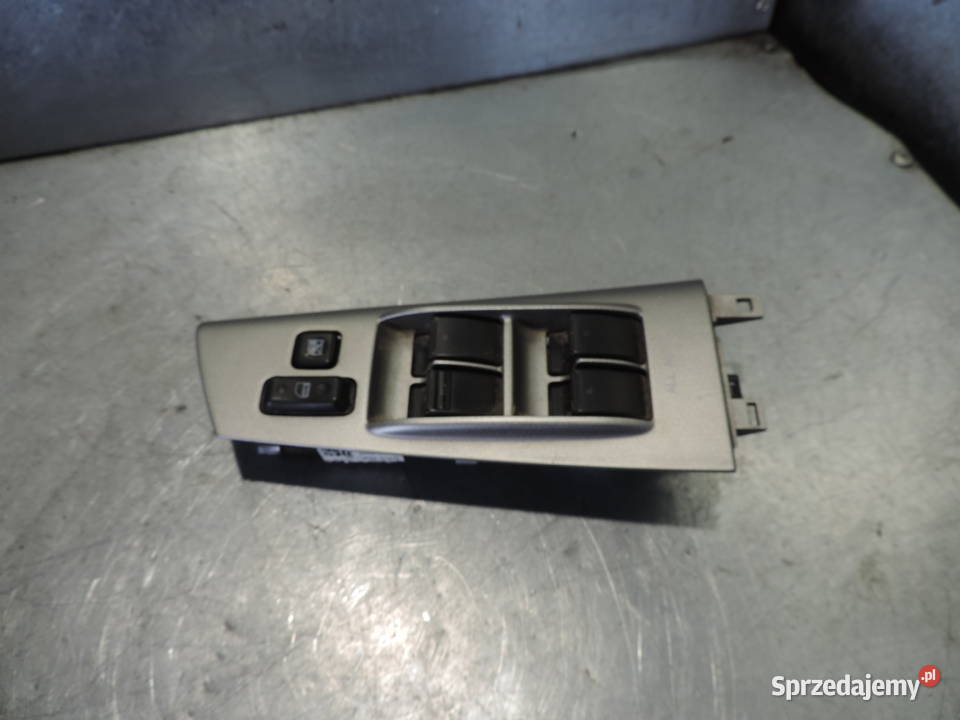 PANEL SZYB LEWY PRZÓD TOYOTA COROLLA E12