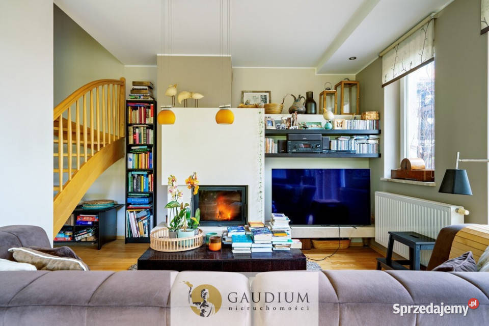 Bliźniak 5 pokoi z garażem i ogródkiem Rumia