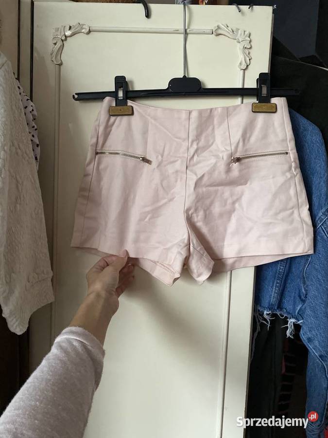 Szorty Bershka pudrowy róż jasny z zamkami zamek małopolskie Kraków sprzedam