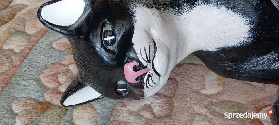 KOT Z ŻYWICY TWARDY CIĘZKI 60 DLUGI STOJĄCY NA 4 Poznań