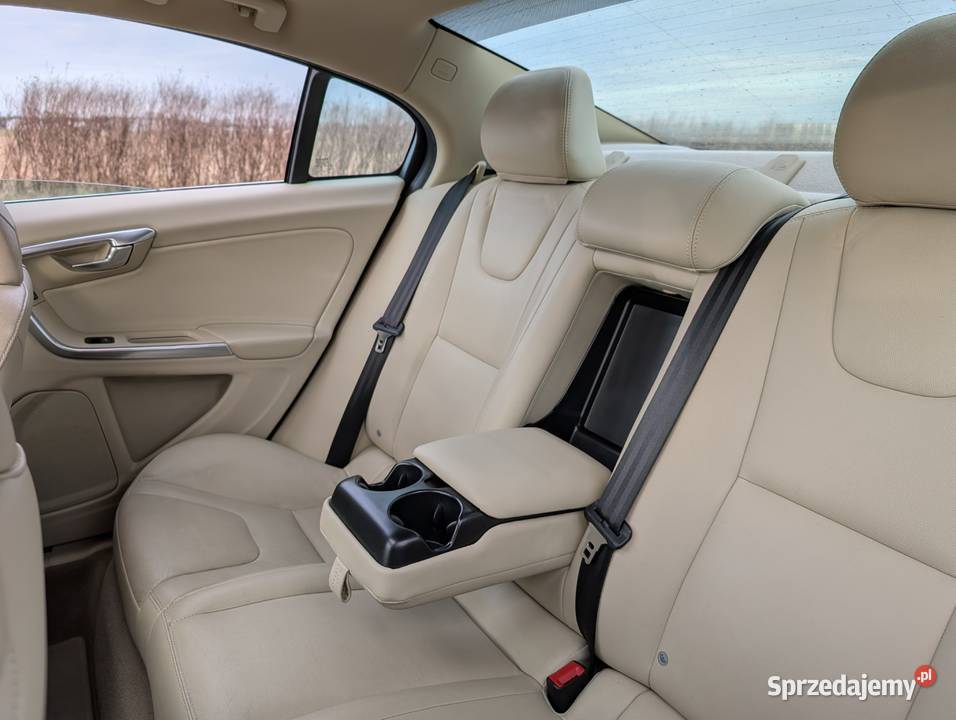 Volvo S60 25 T5 AWD Premier Ostrów Wielkopolski