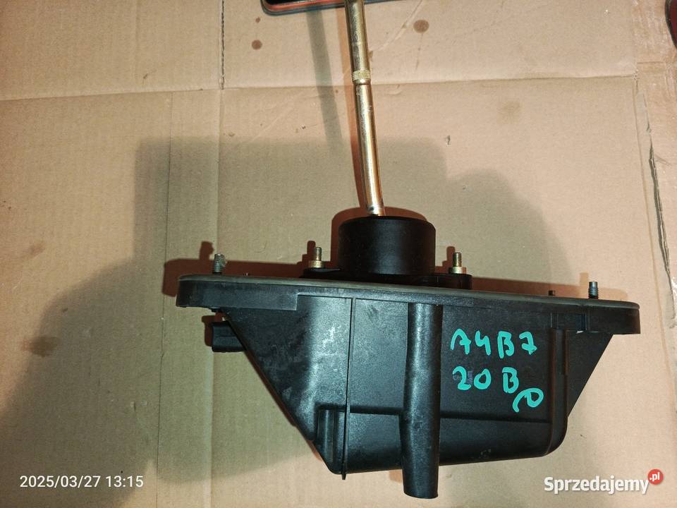 LEWAREK WYBIERAK AUDI A4 B 7 LU8E0711025 Katowice