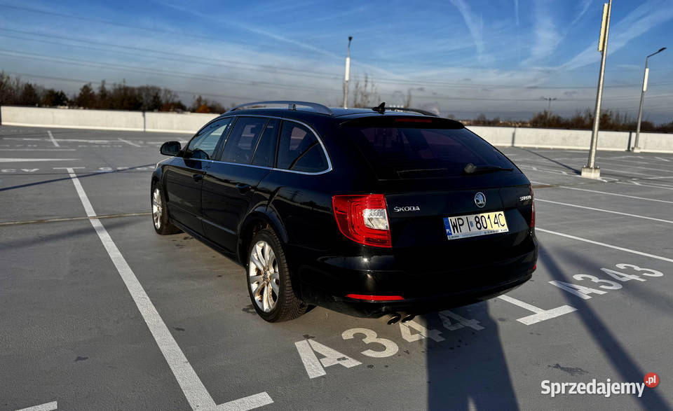 Skoda Superb II FL Kombi 2014 20 TDI 170 zadbany 1968cm3 Józefosław sprzedam