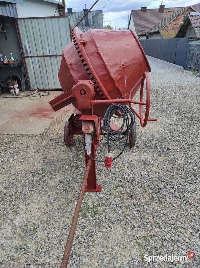 Betoniarka 250 l