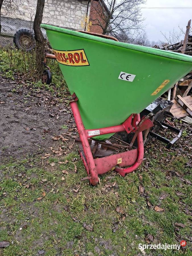 Rozsiewacz nawozów 5001000l świętokrzyskie Krzyżanowice Średnie