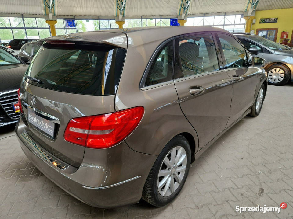 Mercedes B 180 OPIS W PODANEJ ROCZNA GWARANCJA VAT marża Mysłowice