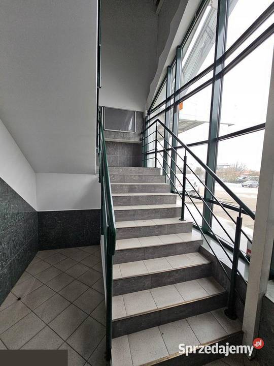 Do wynajęcia biura market magazyny 2502000 m2