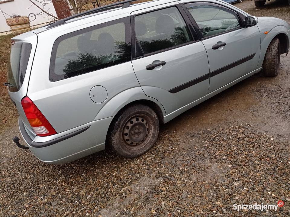 Ford Focus I FL 18 benzyna