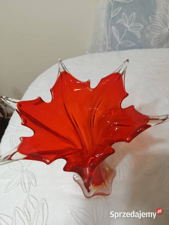 Czerwony uranowy wazon Murano Warszawa