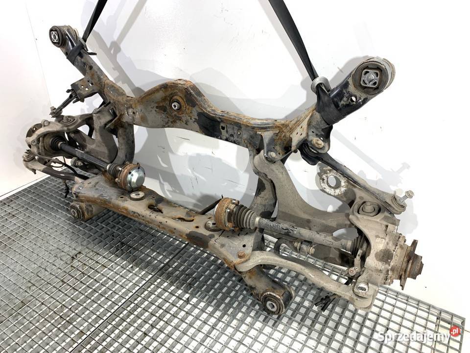 BELKA TYŁ AUDI A6 C7 Kombi 1118 TYLNA