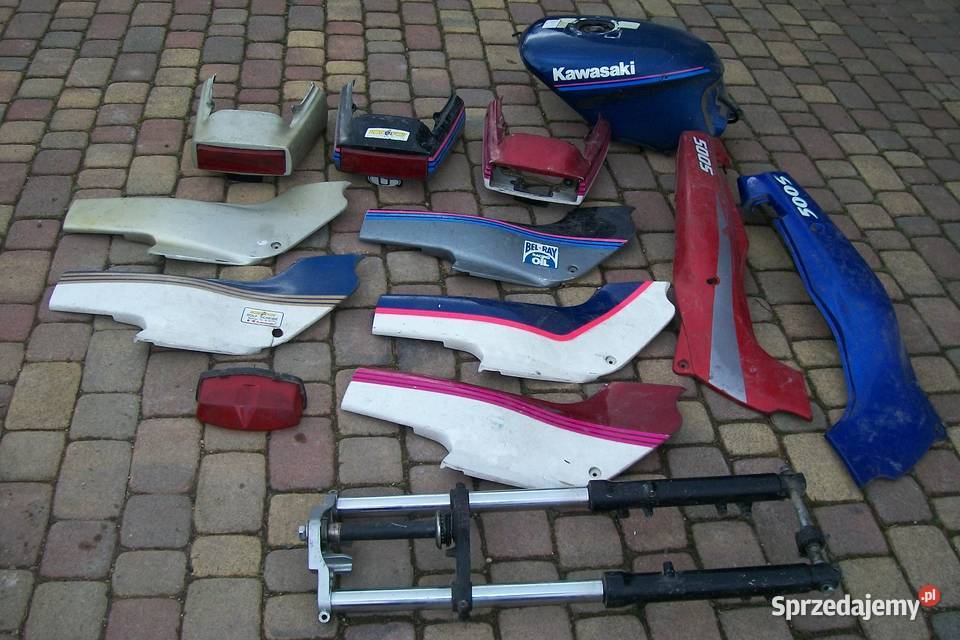 kawasaki gpz 500czasza plug kolo plastik lagi