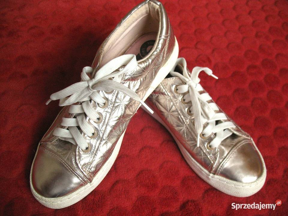 Buty sportowe rozmiar 40 wkładka 245 Siedlce