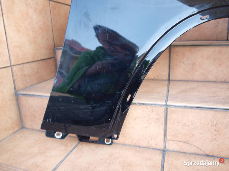 Mercedes GLC W253 A253 błotnik prawy przód 2015