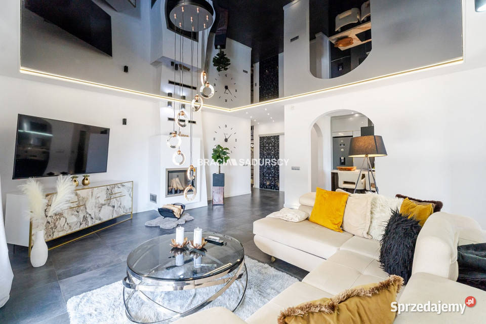 Dom wolnostojący Wietrzychowice 350m2