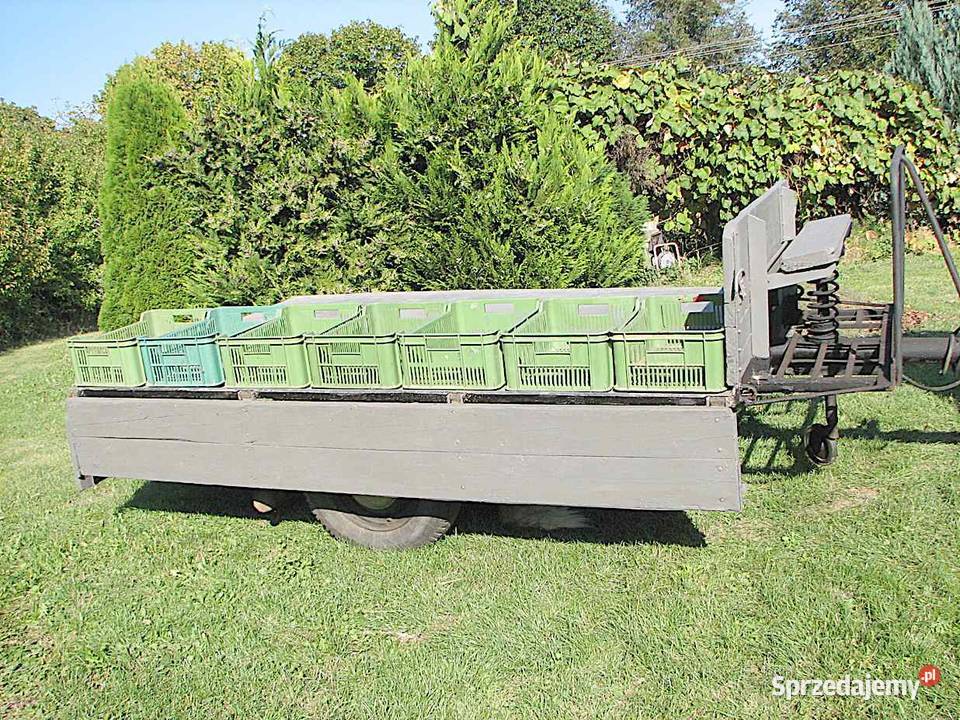 Przyczepa dwukółka do ciągnika sprzedam
