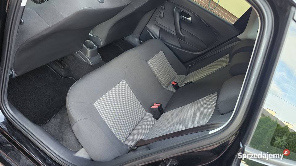Volkswagen Polo V 12 70 2011r Klima 5 Drzwi z Rok produkcji 2011 Zarszyn sprzedam