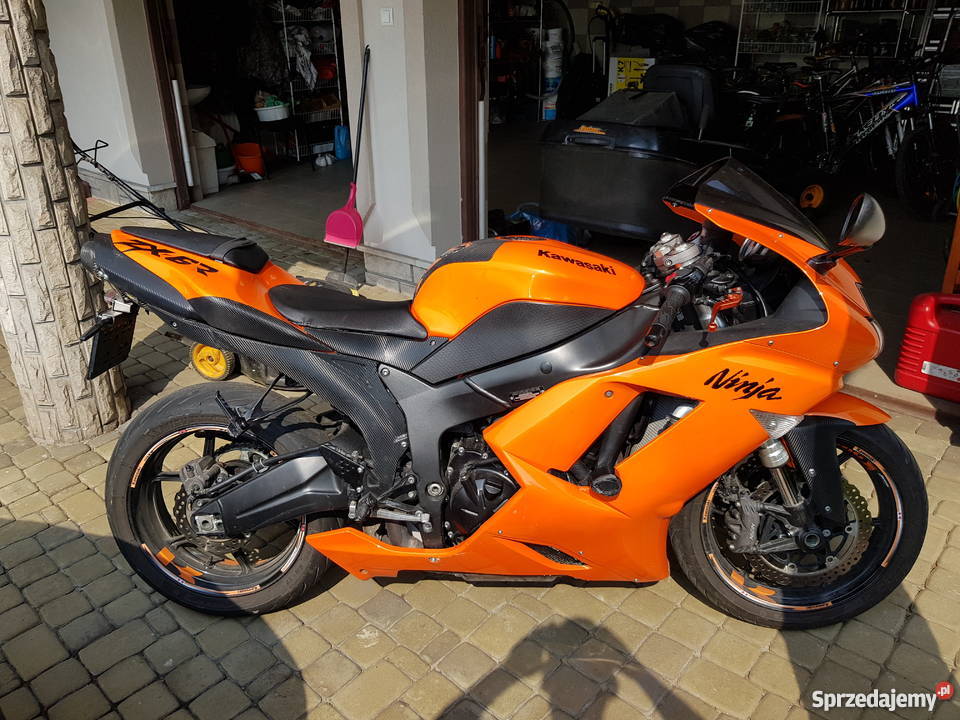 Kawasaki ZX6R 636cm3