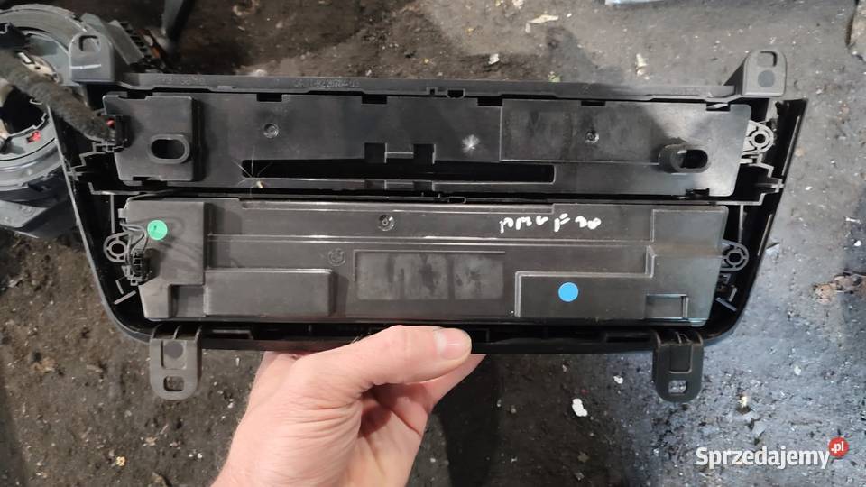 Radio radioodtwarzacz CD panel nawiewu BMW F30 Książ Wielkopolski sprzedam