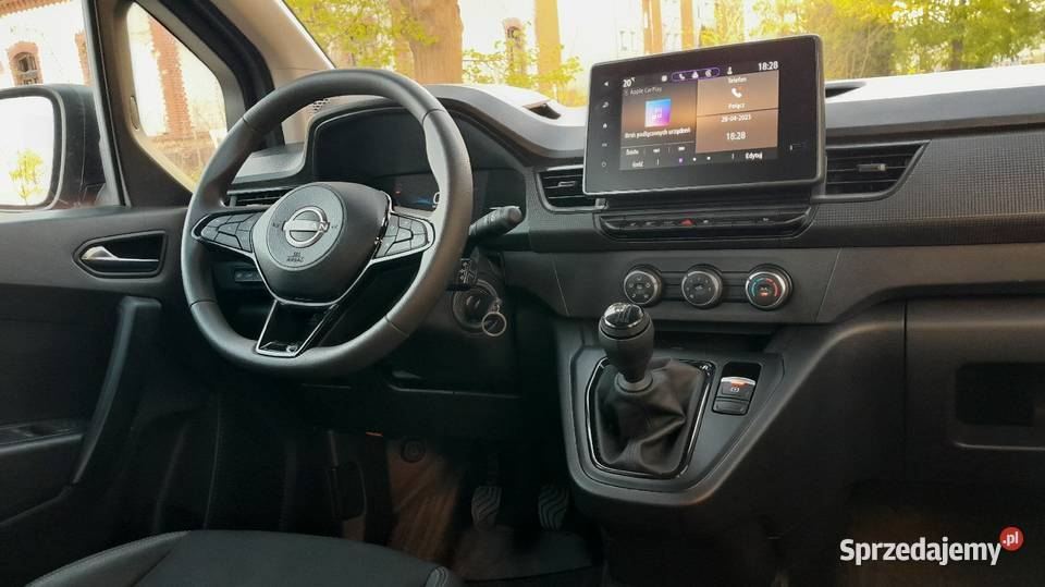 Nissan towstar 13 benzyna wersja 5 pięcio manualna warmińsko-mazurskie Braniewo sprzedam