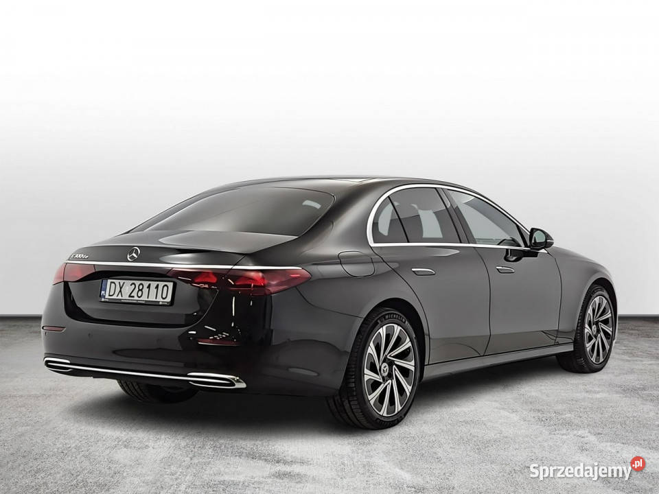 Mercedes E 300 de PHEV Avantgarde Z Polskiego światła do jazdy dziennej Warszawa