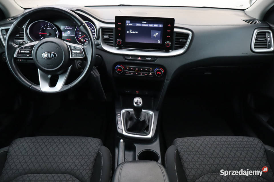 Kia Ceed 16 CRDi MHEV