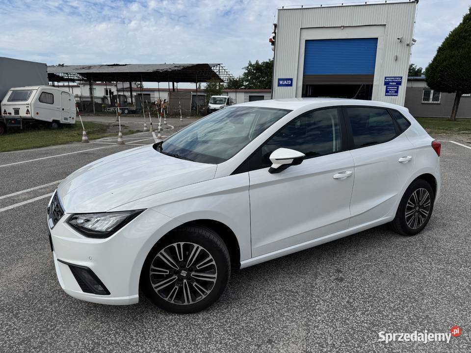 Seat Ibiza BENZYNA Klimatronik Nawigacja wspomaganie kierownicy Ibiza wielkopolskie Konin