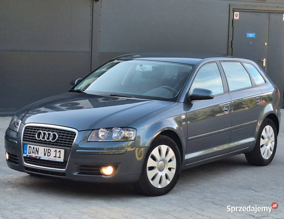 Audi A3 Sportback Automat 16MPi 102 Ładne Z