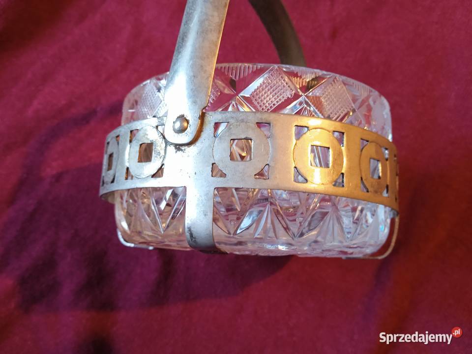 Cukierniczka kryształowa w metalowym koszyczku wielkopolskie