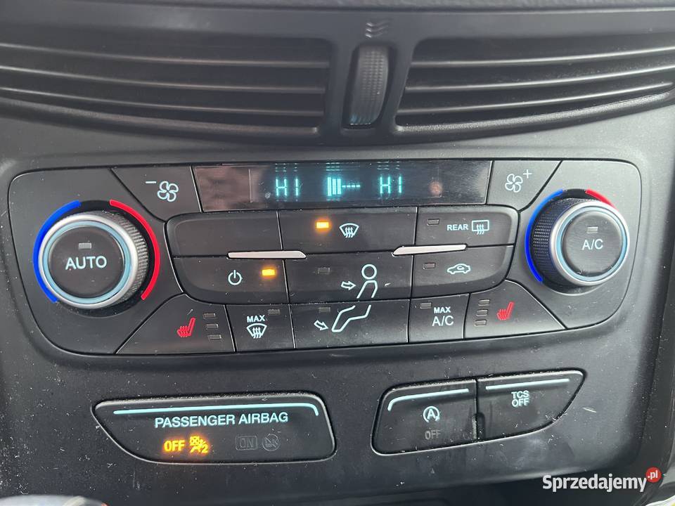 Ford Escape 2018 1499cm3 Warszawa