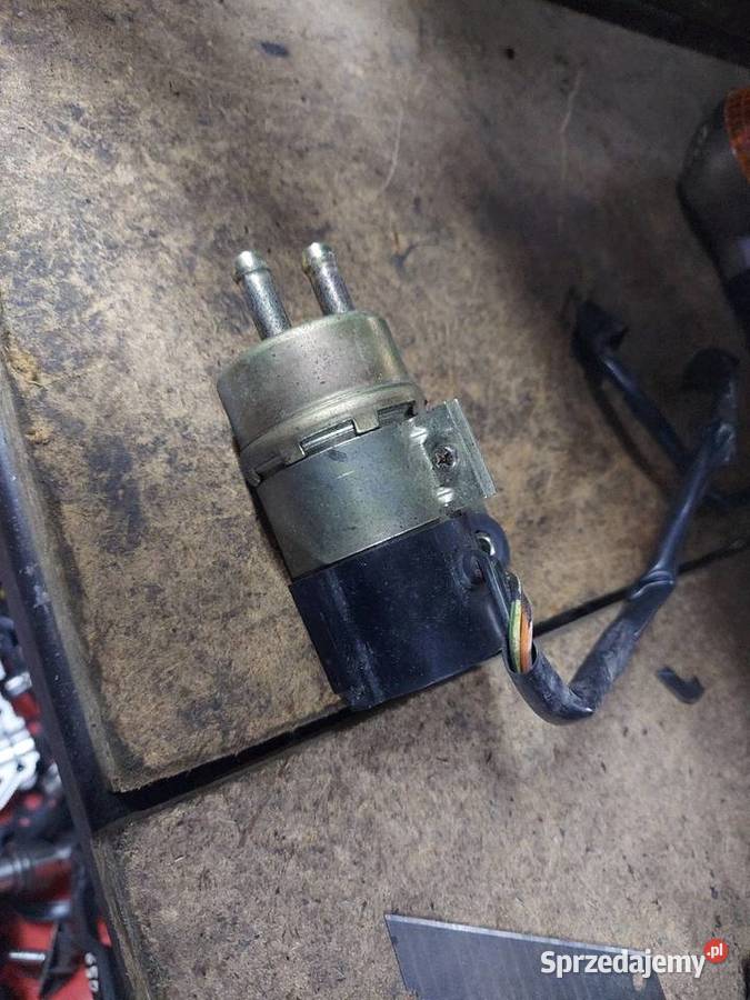 Suzuki RF 600 pompa paliwa paliwowa benzyny